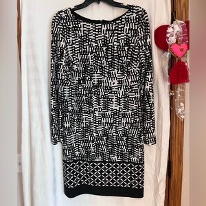 Jones New York Black and White Geometric Dress Size 6